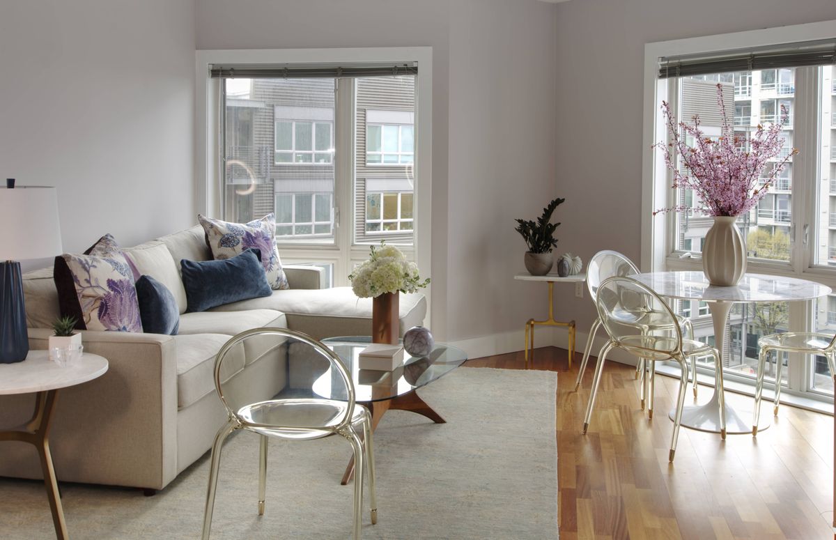Main living area with contemporary finishes, Belltown Residence — Belltown, Seattle